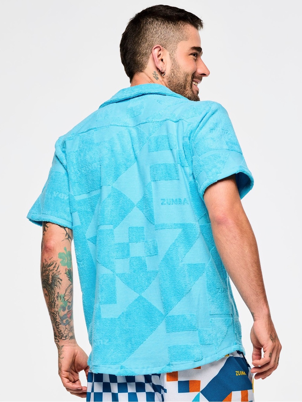 Zumba Fitness Zumba Rays Terry Button Down in All Out Aqua Unisex Medium NWT - Picture 6 of 11